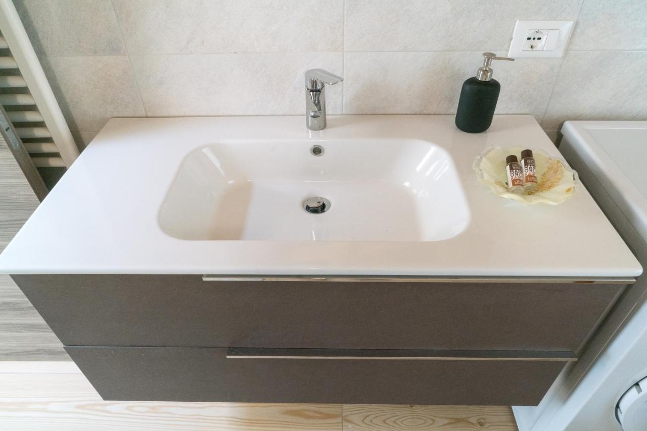 Antico Melo B&B Vignole ภายนอก รูปภาพ